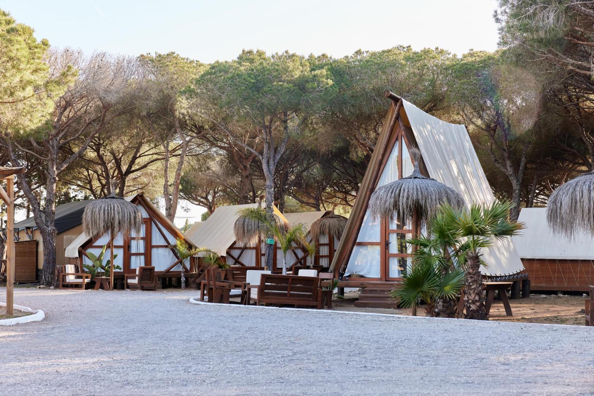 Taiga Conil Hotel Conil De La Frontera Eksteriør billede